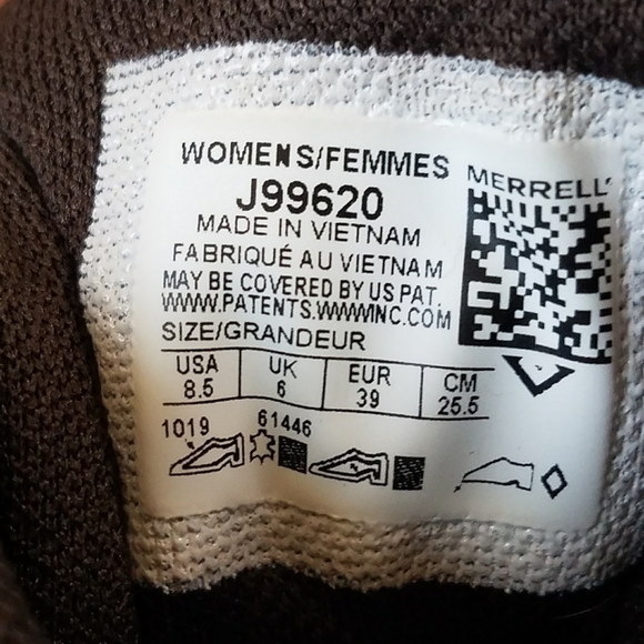 Merrell Women's Zion Mid Waterproof Hiking Boots - Picture 8 of 9